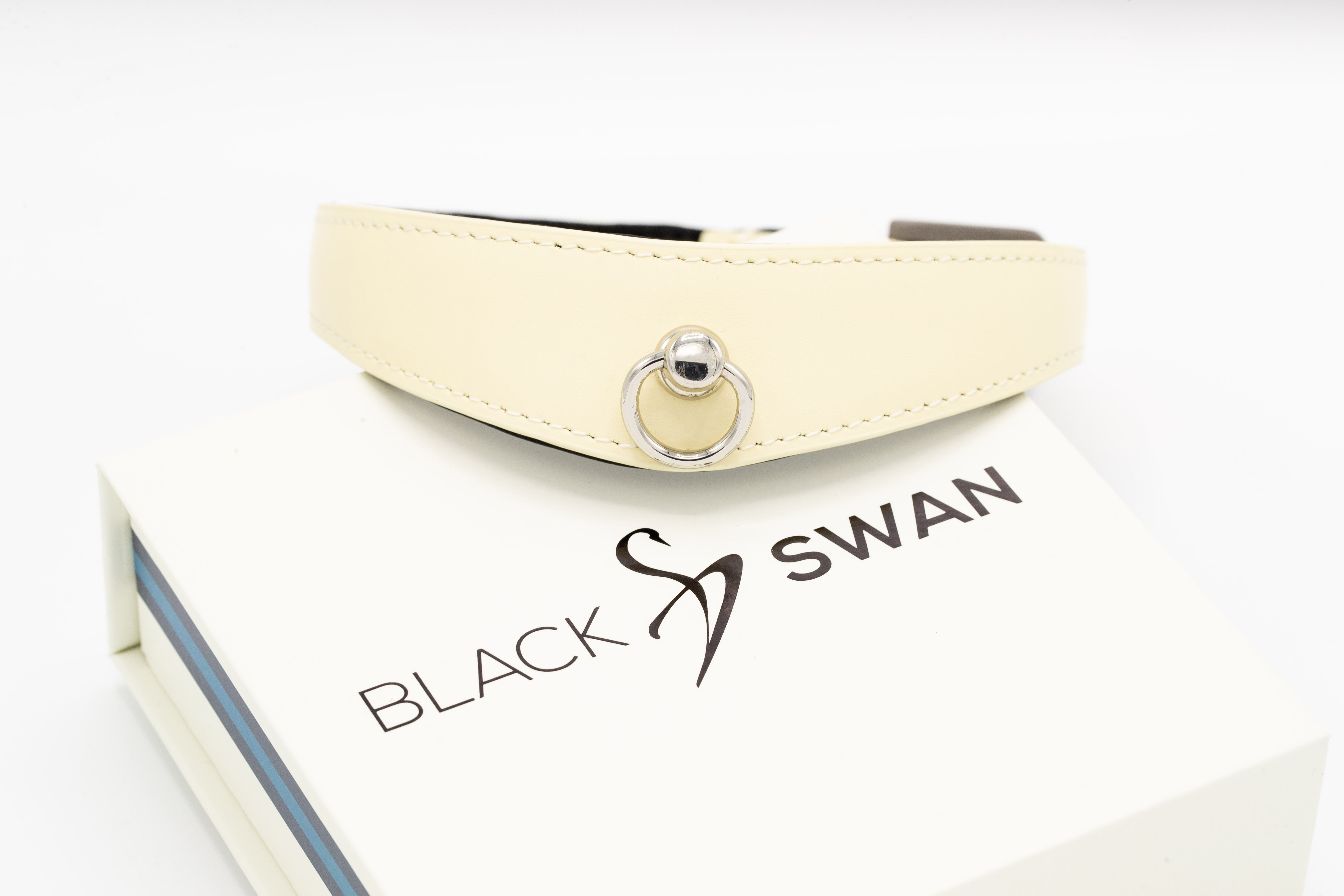 Black Swan Collars Black Vanilla
