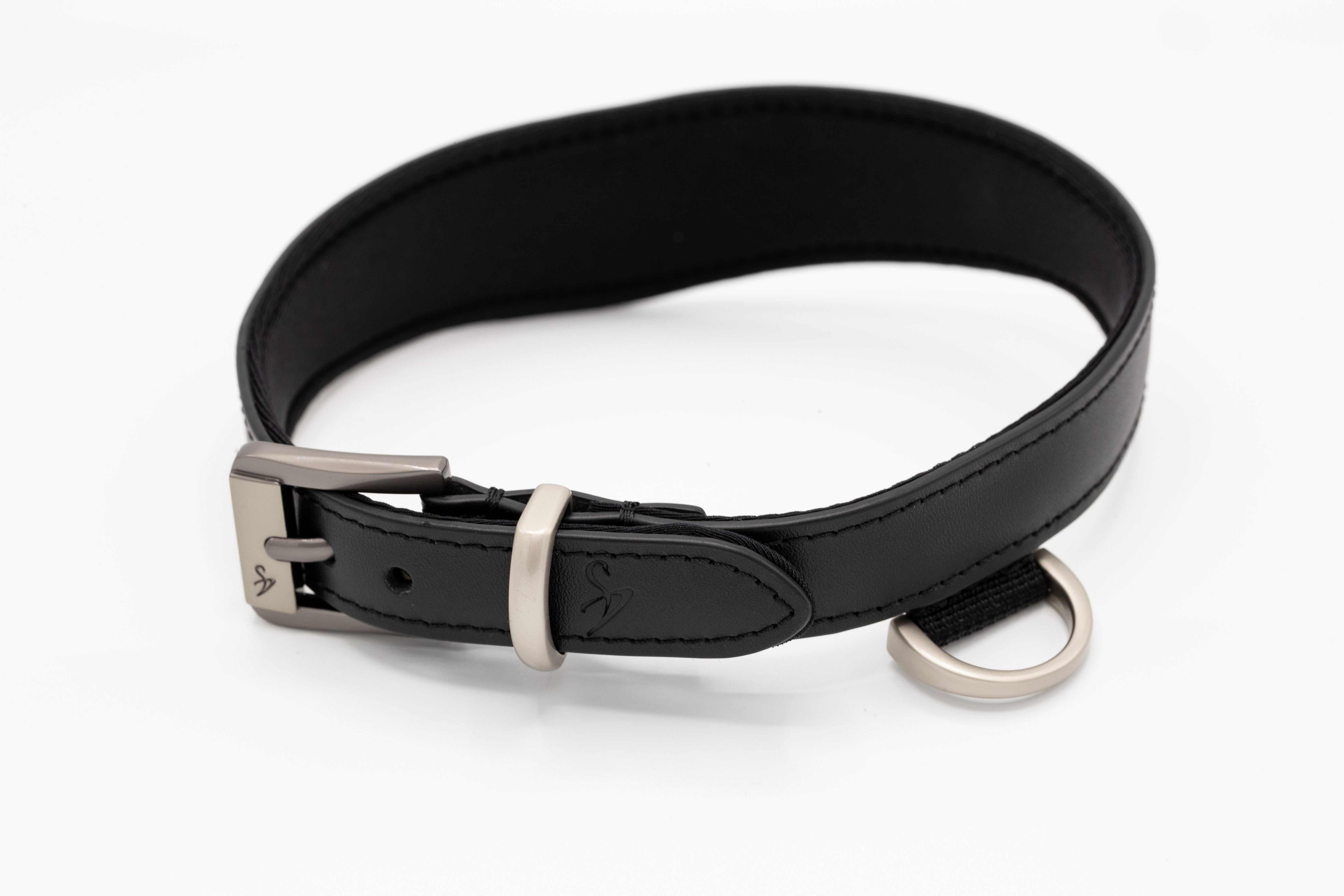 Black Swan Collars Black Passion