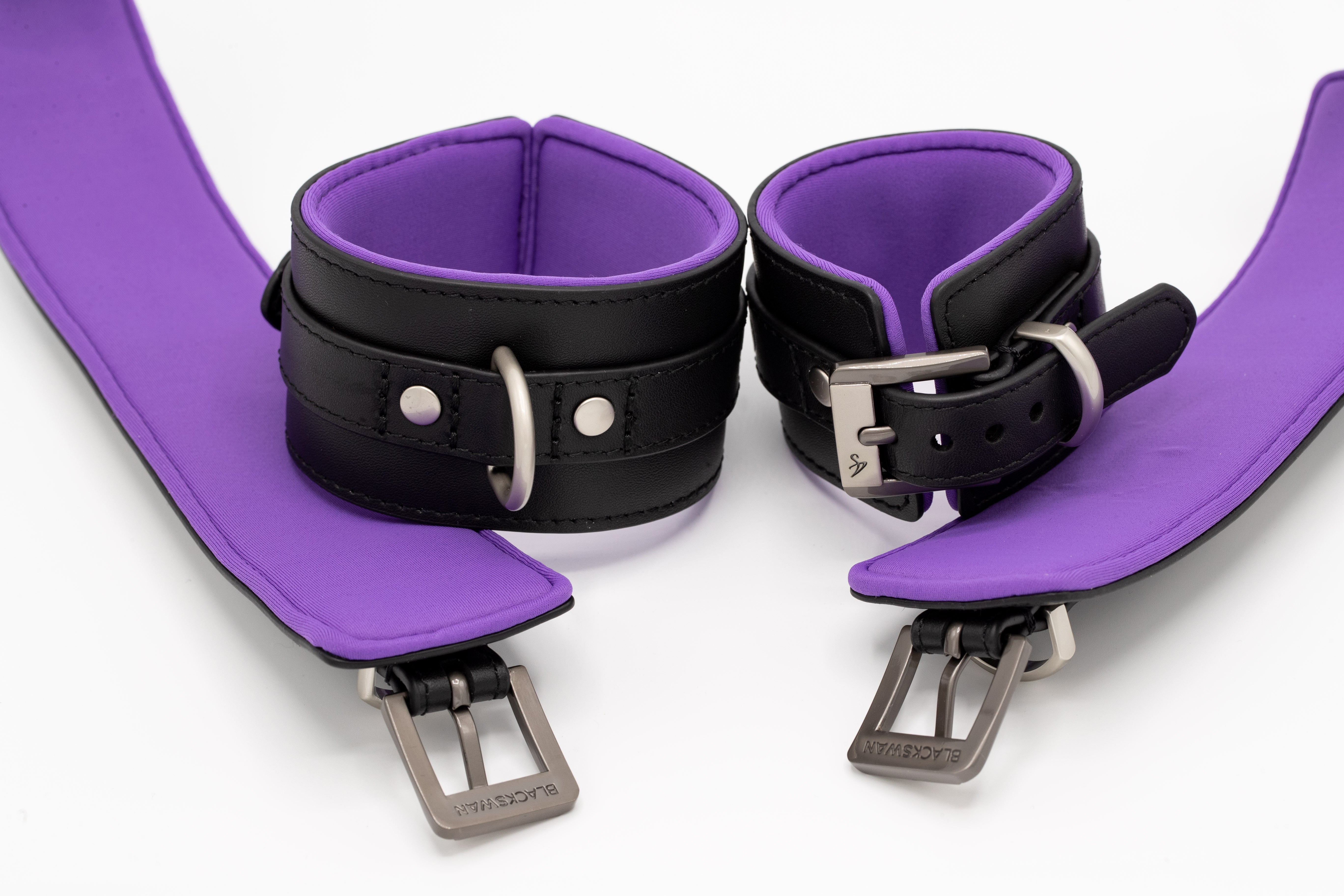 Black Swan Fesselset Black Purple