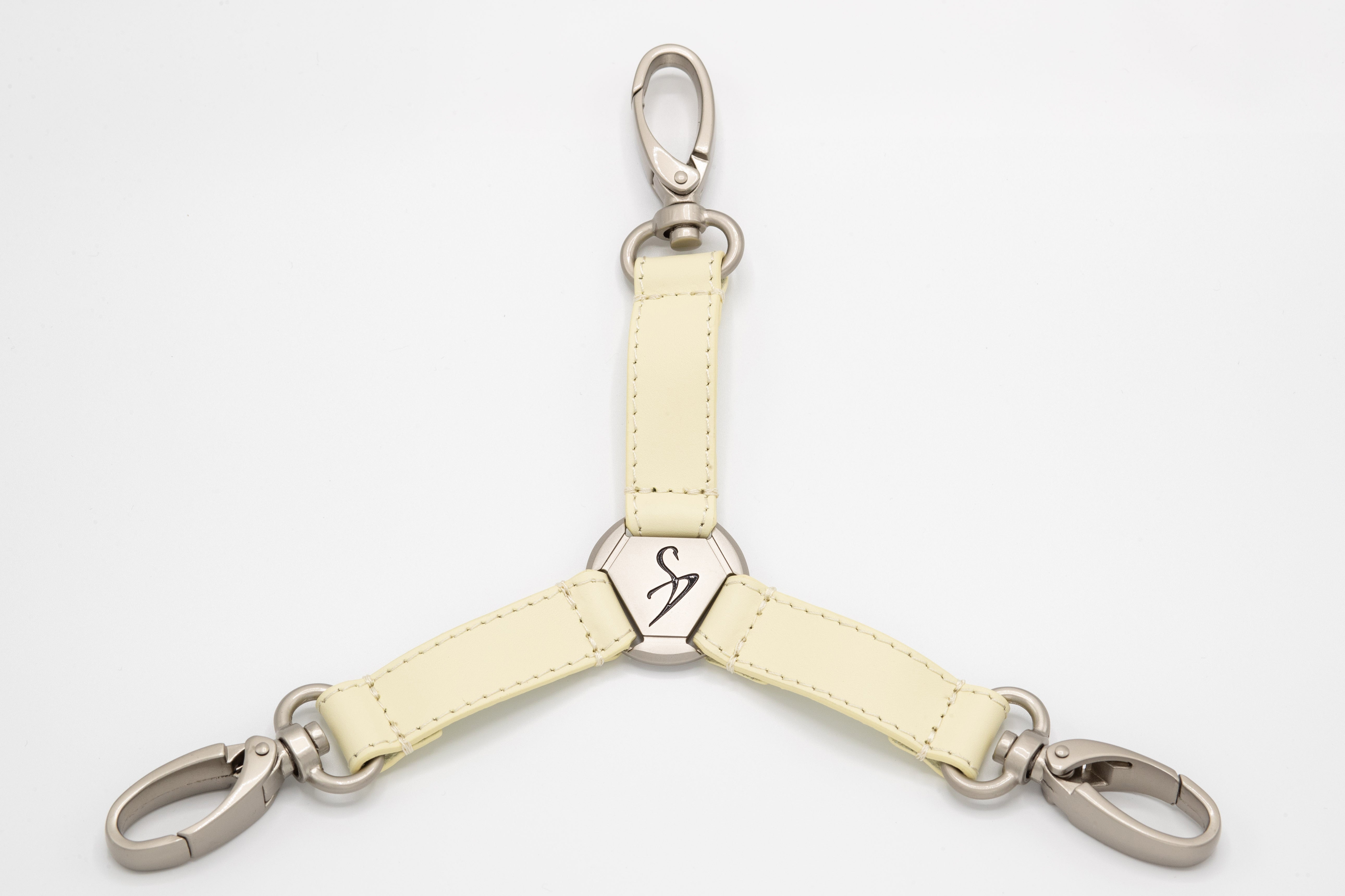 Black Swan Hogtie Creme